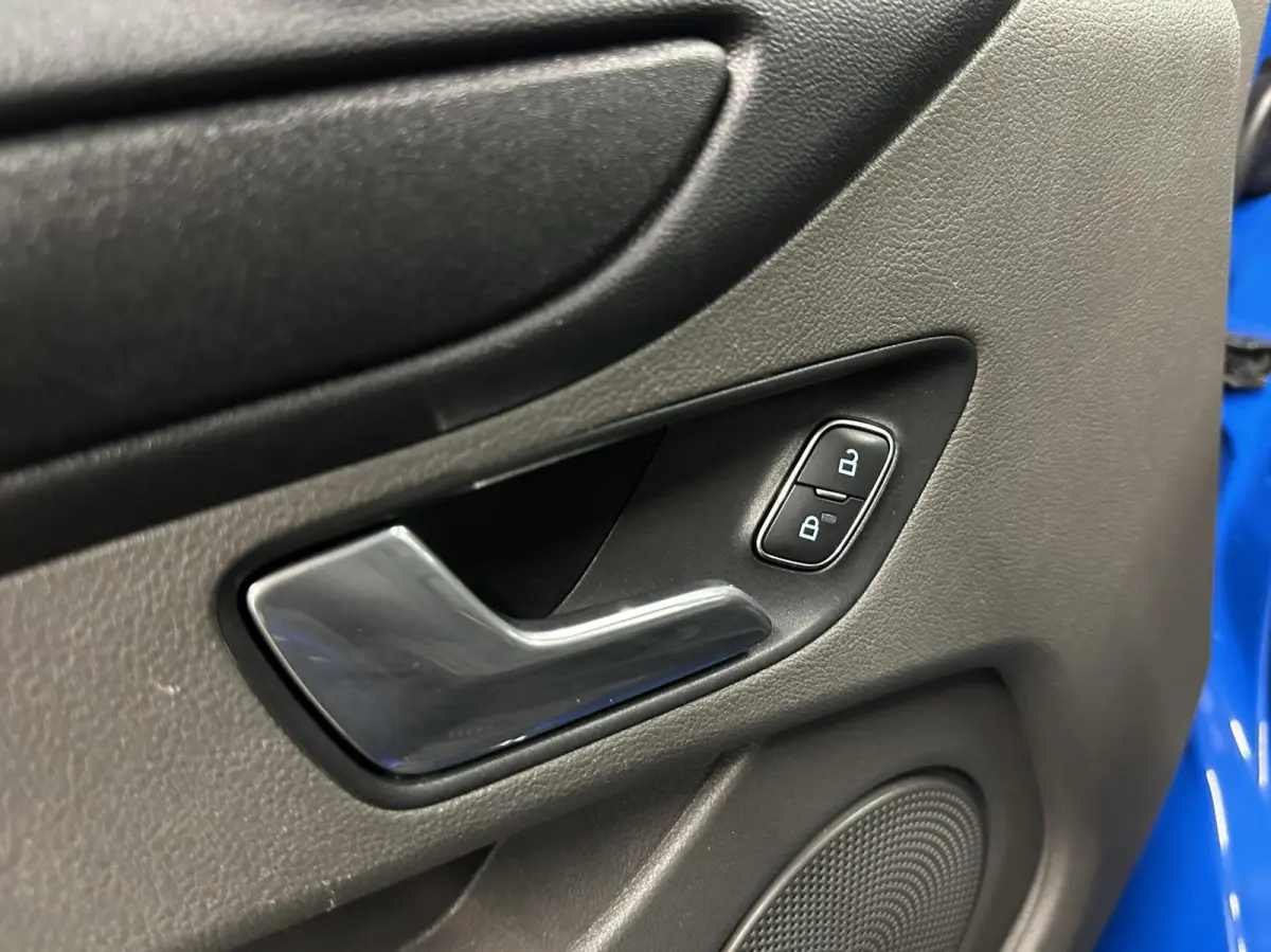300 2.0 TDCI L2H1 Trend AIRCO CRUISE TREKHAAK 91000KM.