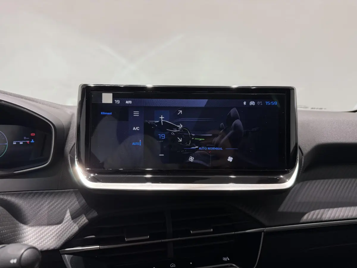 1.2 Hybrid 110 e-DCS6 Allure | APPLE CARPLAY & ANDROID AUTO | CAMERA | DEMO AUTO |