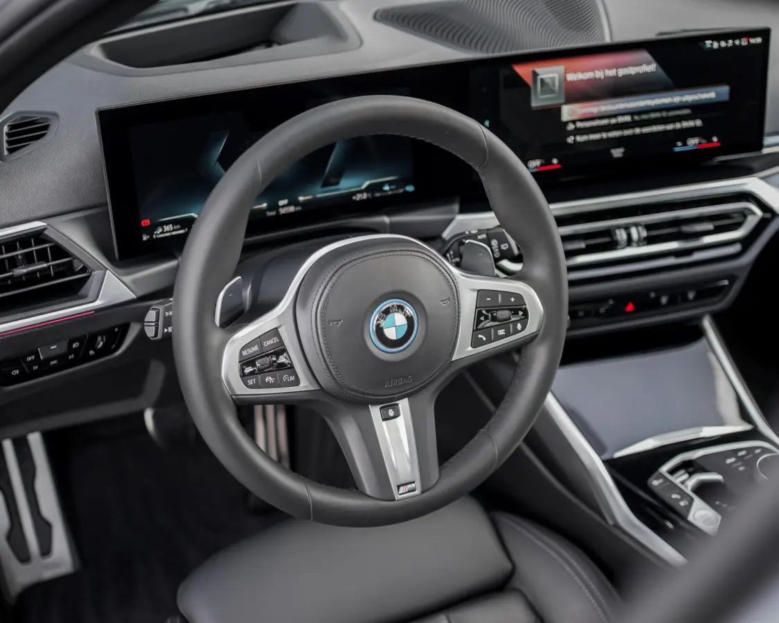 330e