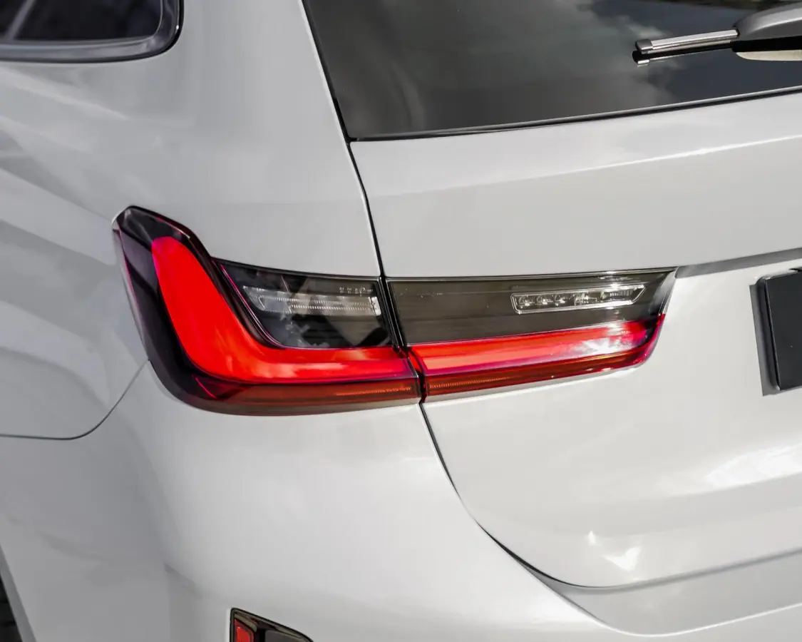 330e