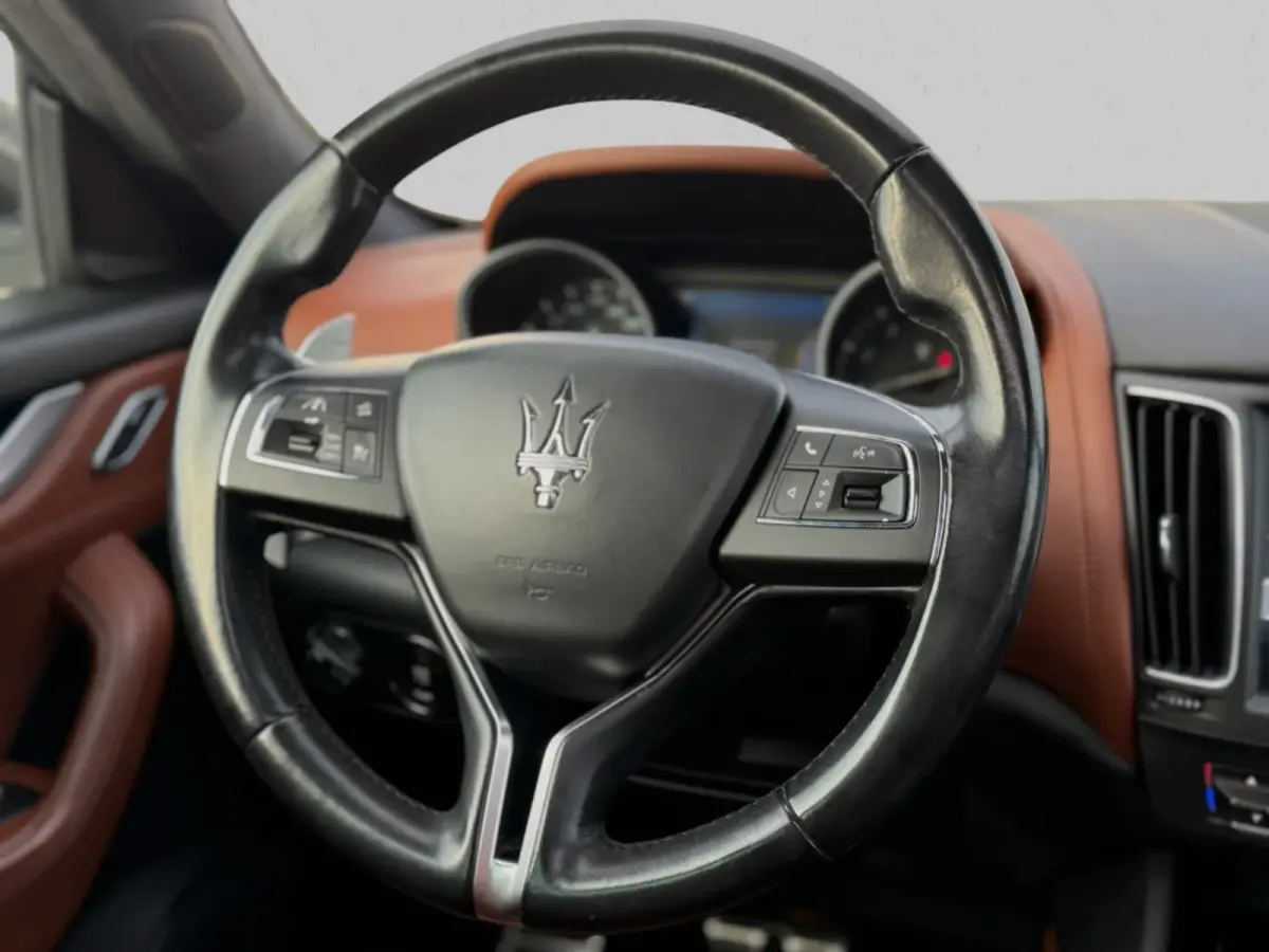 3.0 V6 S AWD GranLusso (Goed OndH, Panorama, Vol Leder, 360 Camera, StoelV, Navi, Sport uitlaat, LuchtVering,Etc)