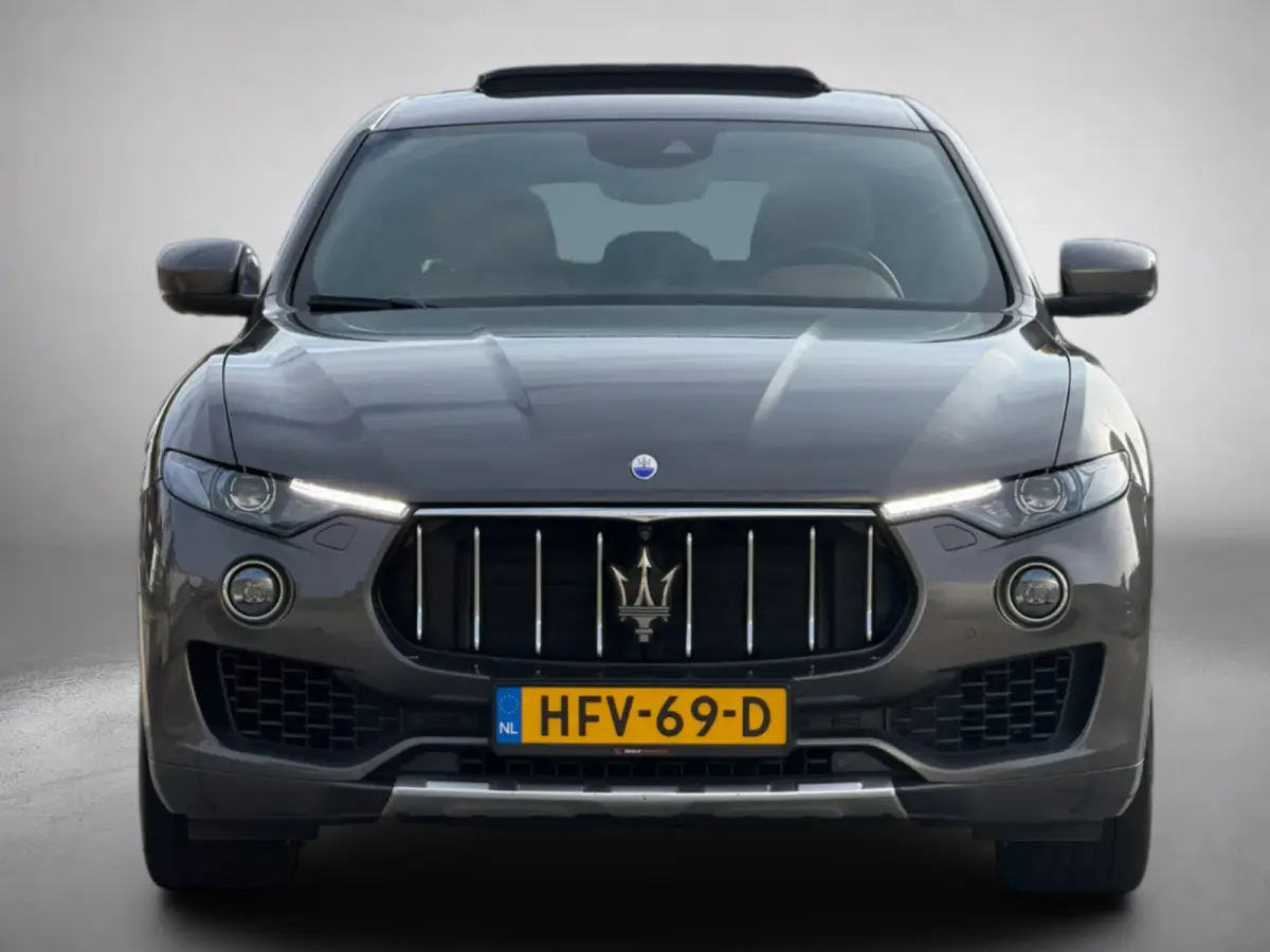 3.0 V6 S AWD GranLusso (Goed OndH, Panorama, Vol Leder, 360 Camera, StoelV, Navi, Sport uitlaat, LuchtVering,Etc)