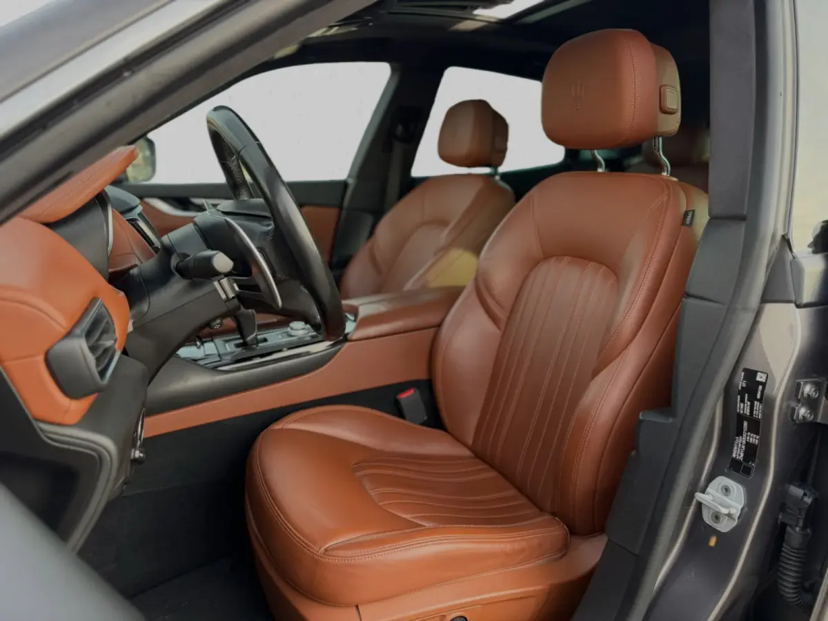 3.0 V6 S AWD GranLusso (Goed OndH, Panorama, Vol Leder, 360 Camera, StoelV, Navi, Sport uitlaat, LuchtVering,Etc)