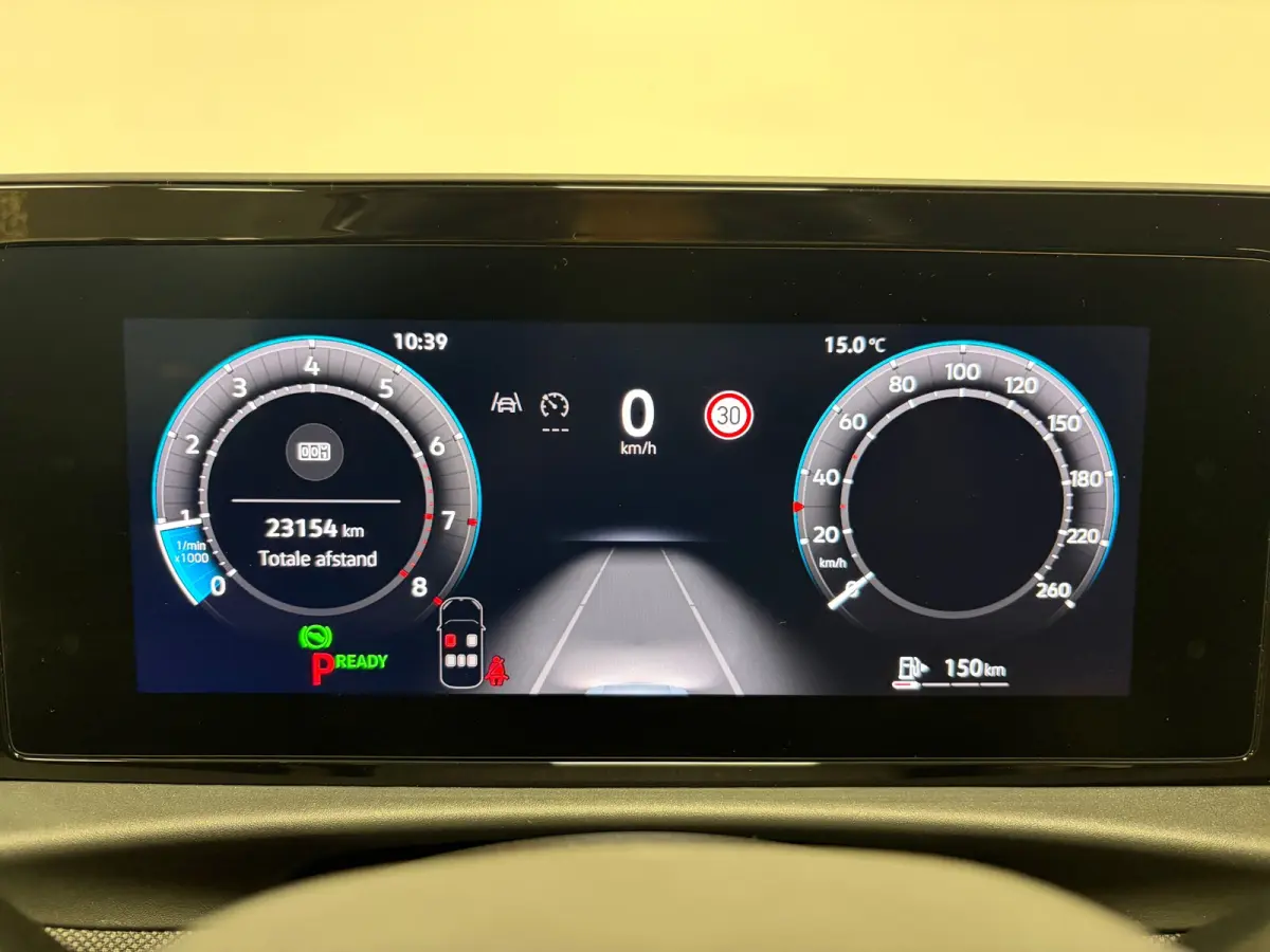 1.5 eTsi Life First Edition*Autmoaat*116PK*Camera*Stoelverwarming*Cruise-Control*PDC*Xenon*