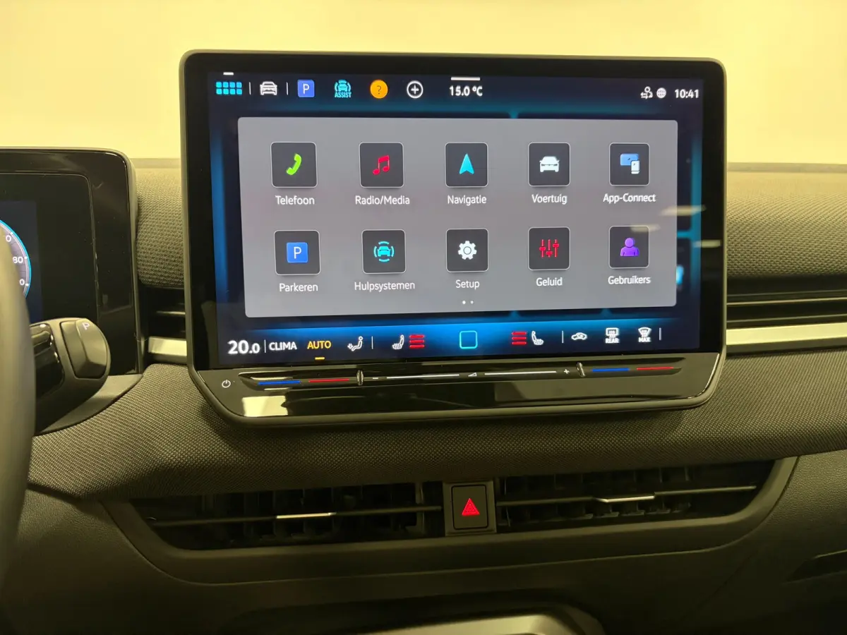 1.5 eTsi Life First Edition*Autmoaat*116PK*Camera*Stoelverwarming*Cruise-Control*PDC*Xenon*