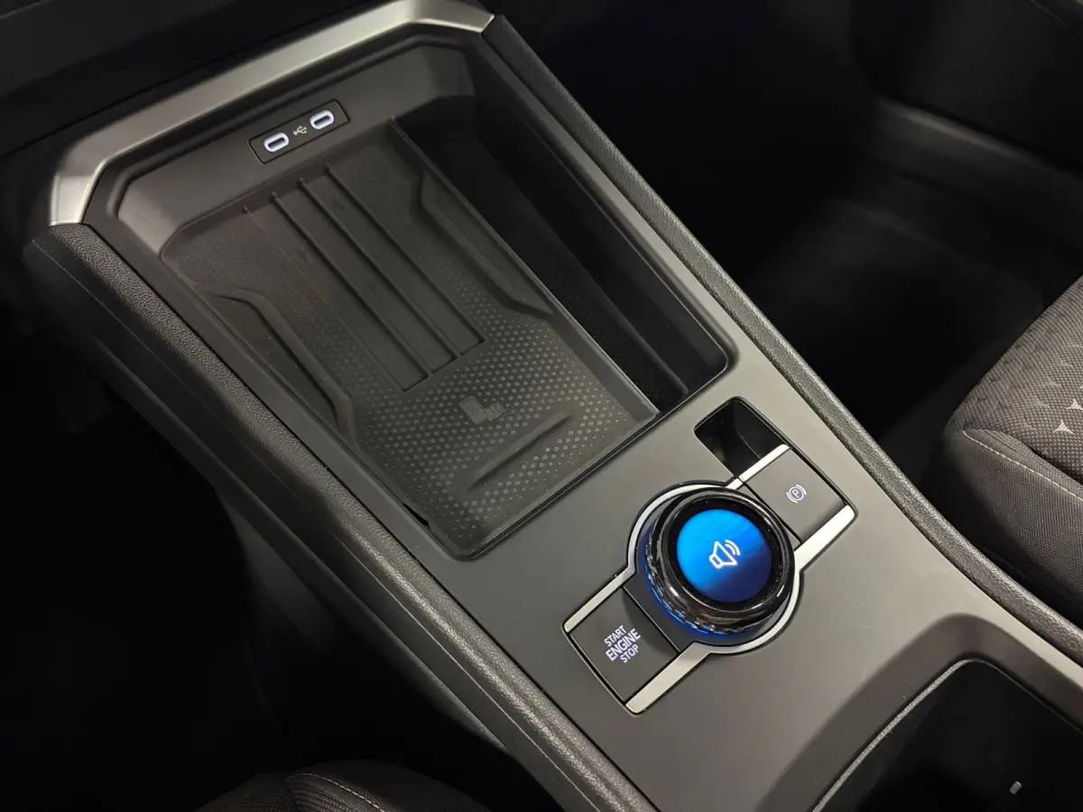 1.5 eTsi Life First Edition*Autmoaat*116PK*Camera*Stoelverwarming*Cruise-Control*PDC*Xenon*