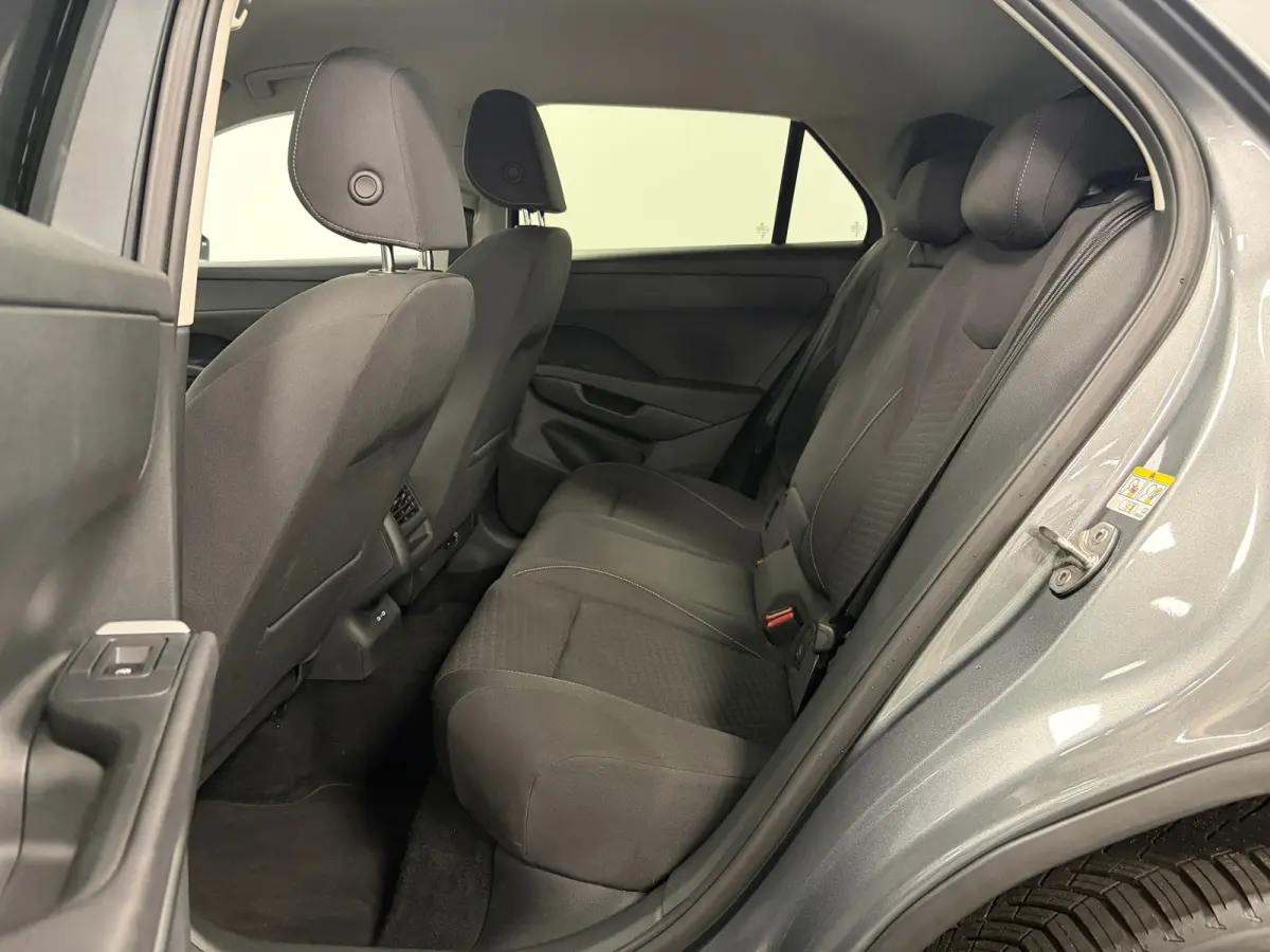 1.5 eTsi Life First Edition*Autmoaat*116PK*Camera*Stoelverwarming*Cruise-Control*PDC*Xenon*
