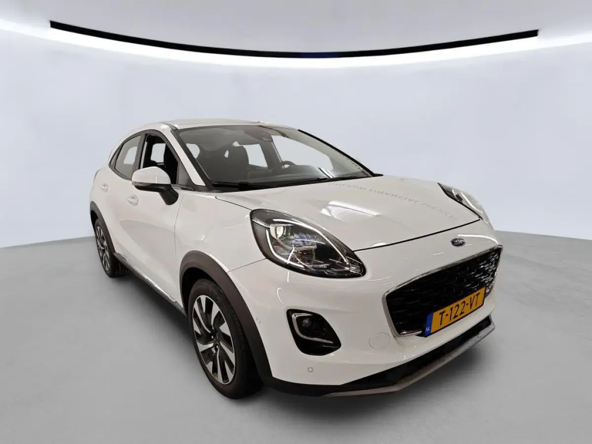 1.0 EcoBoost Titanium | Apple Carplay/Android Auto | Camera | Parkeersensoren | Park Assist | | Achteruitrijcamera | Apple Carplay/Android Auto|telefoonintegratie premium | Navigatiesysteem 