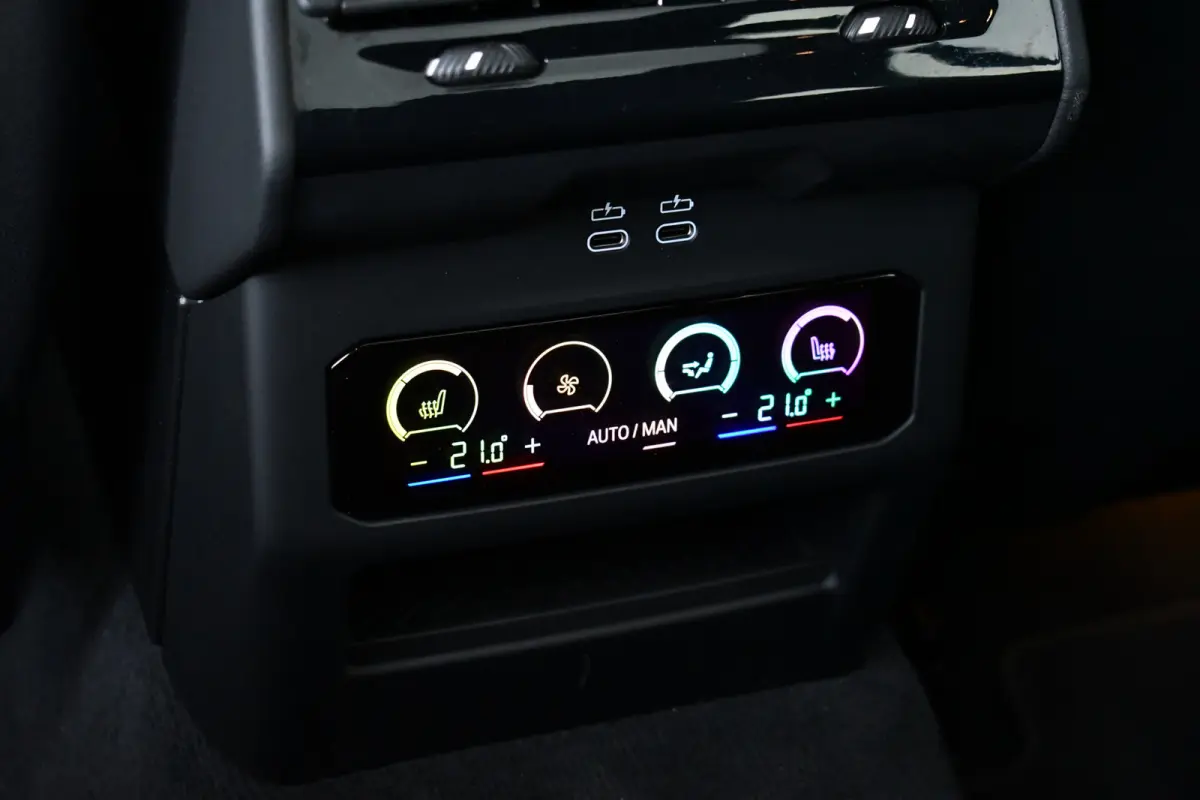 530e xDrive M-Sport Pro Pano Trekh 360 HUD H/K 20inch