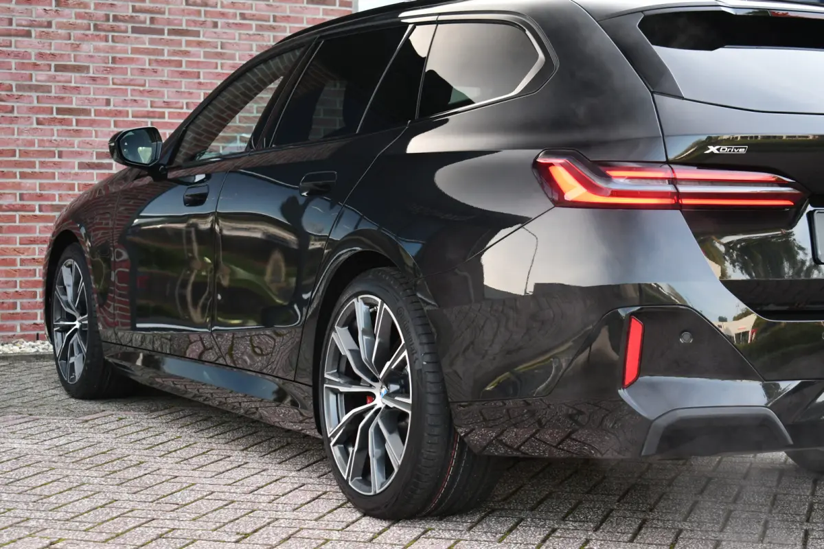 530e xDrive M-Sport Pro Pano Trekh 360 HUD H/K 20inch