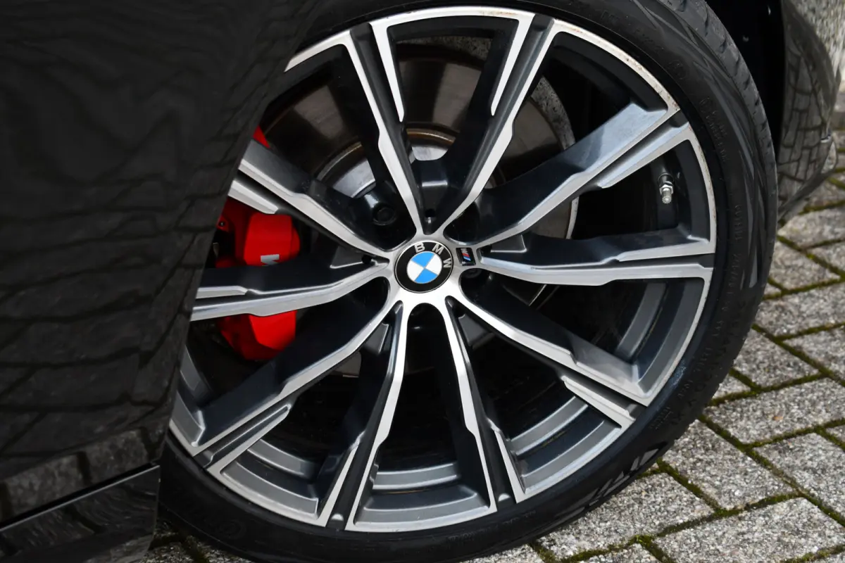 530e xDrive M-Sport Pro Pano Trekh 360 HUD H/K 20inch