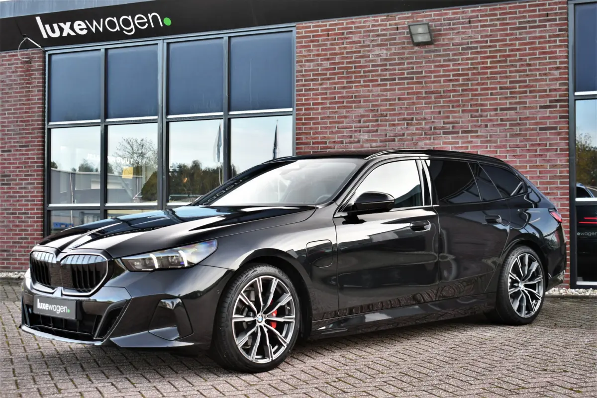 530e xDrive M-Sport Pro Pano Trekh 360 HUD H/K 20inch