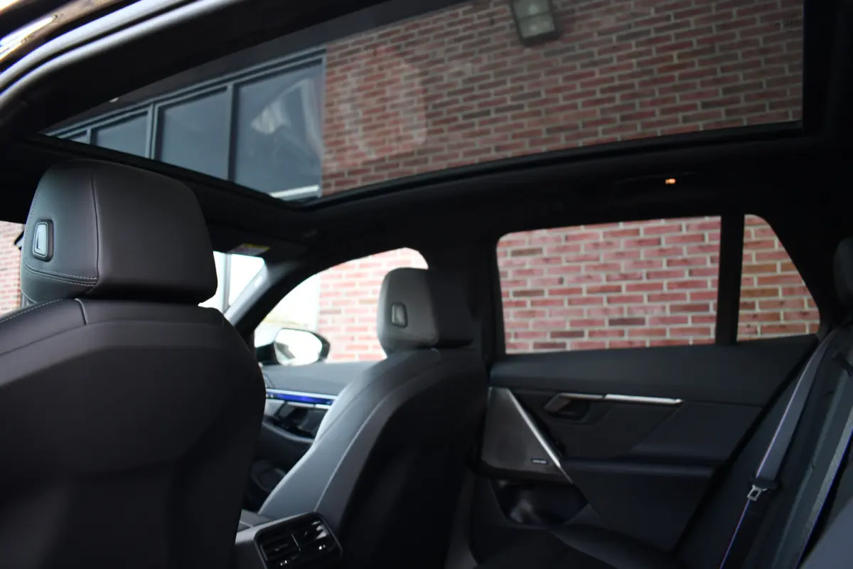 530e xDrive M-Sport Pro Pano Trekh 360 HUD H/K 20inch