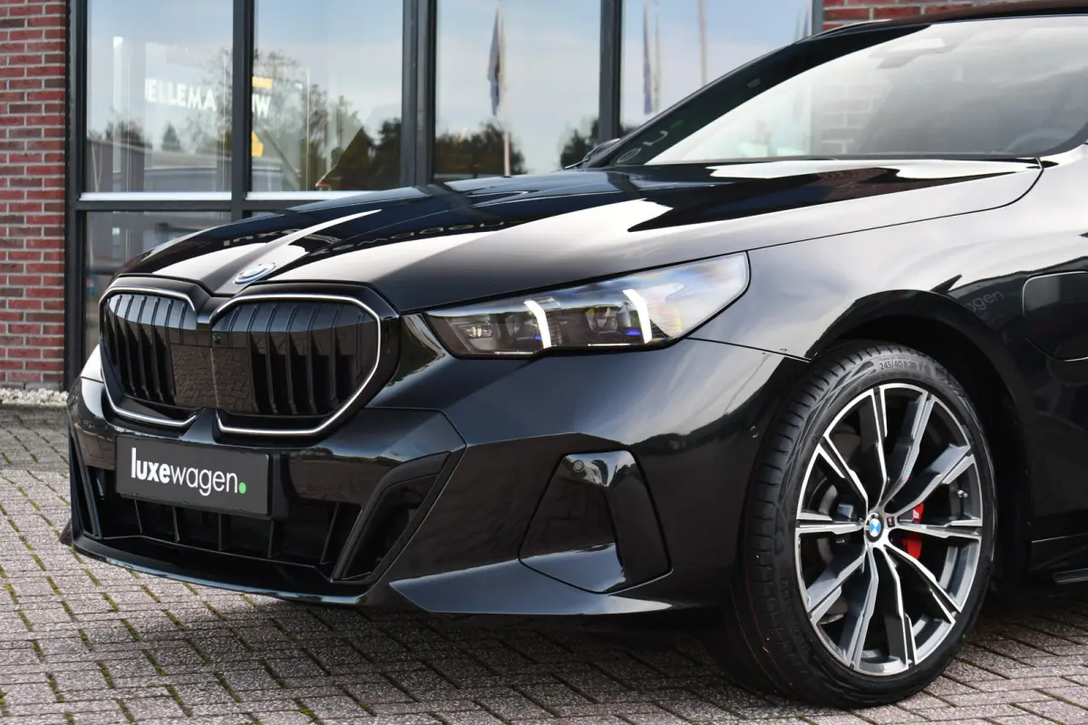 530e xDrive M-Sport Pro Pano Trekh 360 HUD H/K 20inch