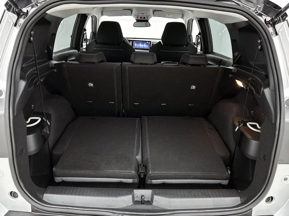 1.2 145pk Hybrid GS 7p. Automaat | Dakrails | Navigatie | Climate Control | Cruise Control | Achteruitrijcamera | LED | 17" Lichtmetalen Velgen | Dodehoekdetectie | Verwarmbare Voorstoelen/S