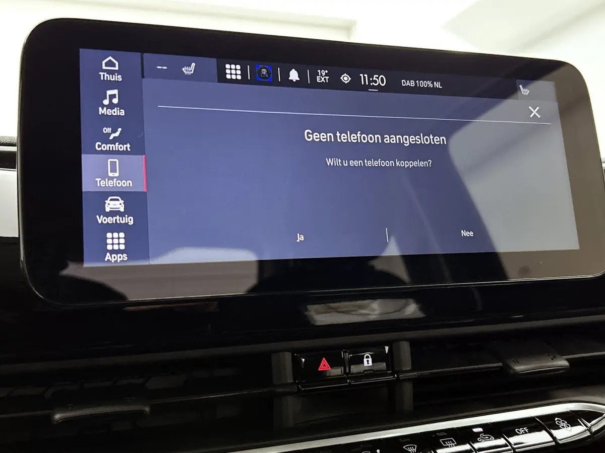 118pk Urban 42 kWh Automaat | Apple Carplay/Android Auto | Dodehoekdetectie | Camera | Climate Control | Cruise Control | Parkeersensoren Voor + Achter |