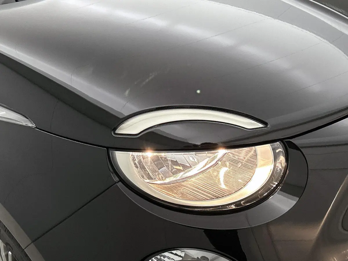 118pk Urban 42 kWh Automaat | Apple Carplay/Android Auto | Dodehoekdetectie | Camera | Climate Control | Cruise Control | Parkeersensoren Voor + Achter |