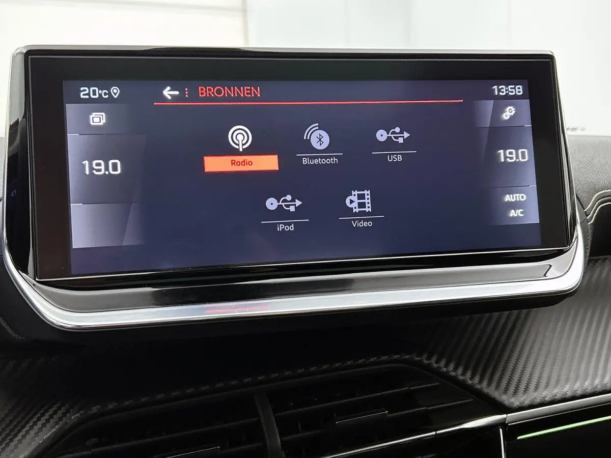 1.2 155pk GT Automaat | 1ste Eigenaar | FOCAL | Schuif-/Kanteldak | Adaptieve Cruise Control | Navigatie | Climate Control | Keyless Entry/Start | 18"LMV | Stoelverwarming | Apple Carplay/An
