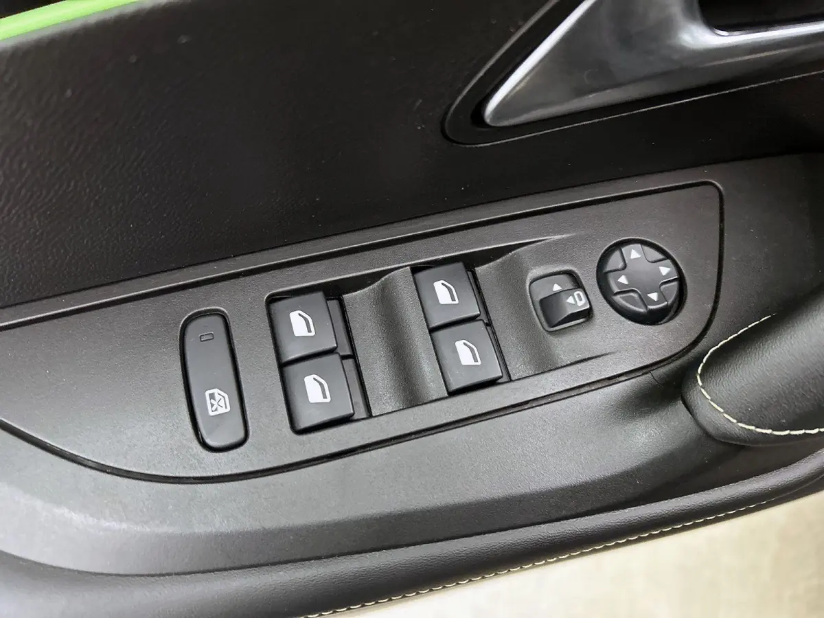 1.2 155pk GT Automaat | 1ste Eigenaar | FOCAL | Schuif-/Kanteldak | Adaptieve Cruise Control | Navigatie | Climate Control | Keyless Entry/Start | 18"LMV | Stoelverwarming | Apple Carplay/An