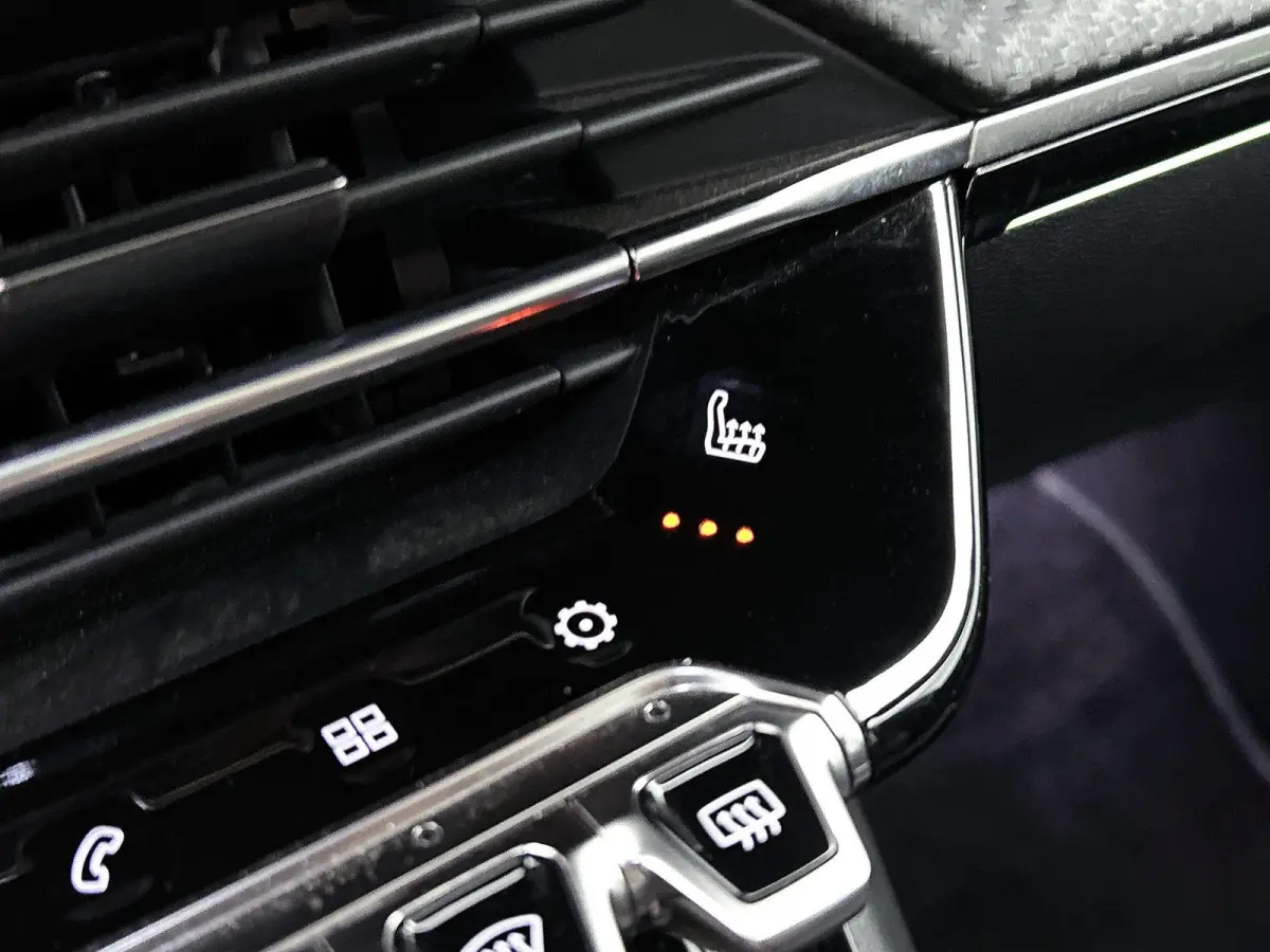 1.2 155pk GT Automaat | 1ste Eigenaar | FOCAL | Schuif-/Kanteldak | Adaptieve Cruise Control | Navigatie | Climate Control | Keyless Entry/Start | 18"LMV | Stoelverwarming | Apple Carplay/An