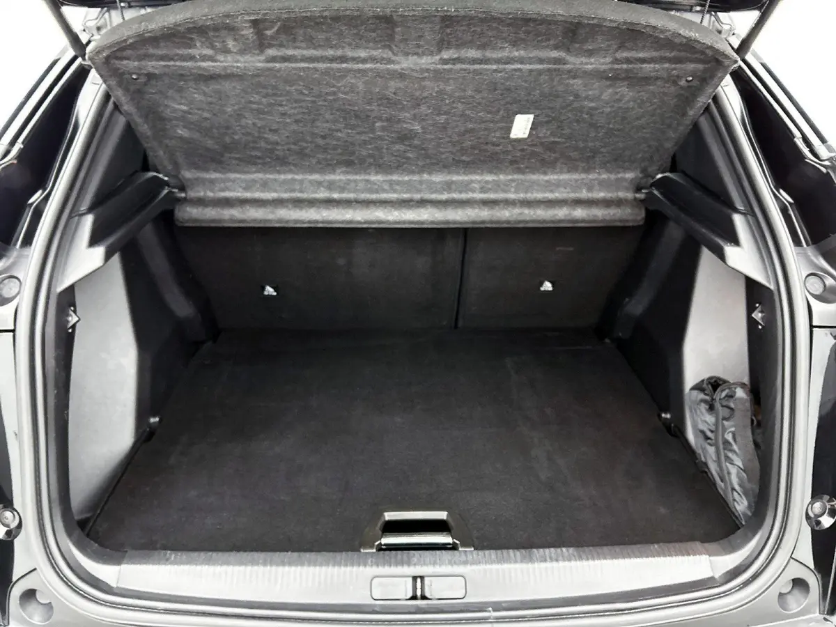 1.2 155pk GT Automaat | 1ste Eigenaar | FOCAL | Schuif-/Kanteldak | Adaptieve Cruise Control | Navigatie | Climate Control | Keyless Entry/Start | 18"LMV | Stoelverwarming | Apple Carplay/An