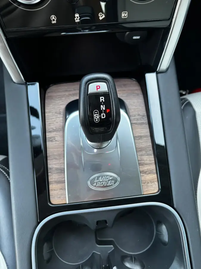 P300e 1.5 R-Dynamic HSE 56715KM|KEYLESS|LEDER|CARPLAY|STOELVER|CAMERA