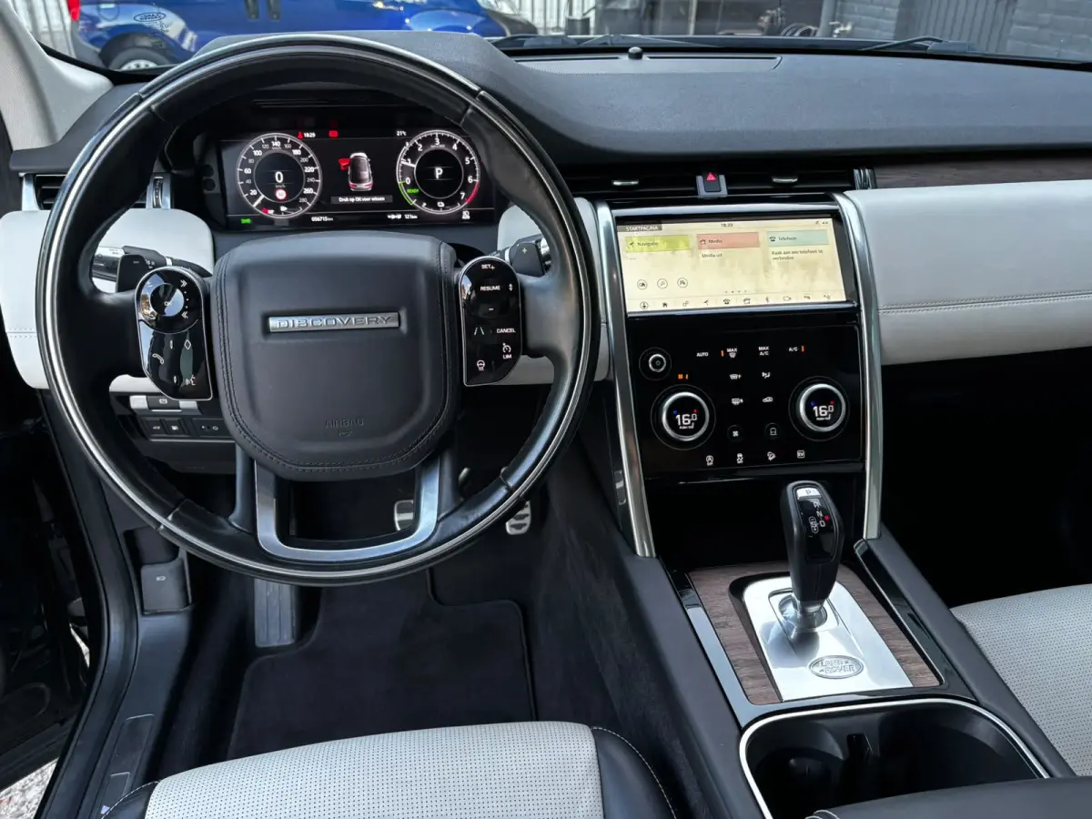 P300e 1.5 R-Dynamic HSE 56715KM|KEYLESS|LEDER|CARPLAY|STOELVER|CAMERA