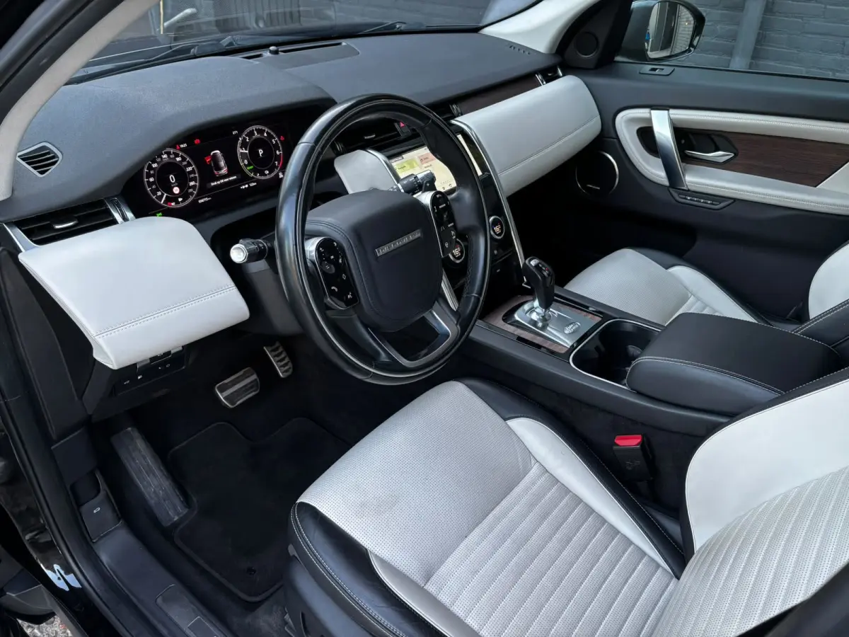 P300e 1.5 R-Dynamic HSE 56715KM|KEYLESS|LEDER|CARPLAY|STOELVER|CAMERA