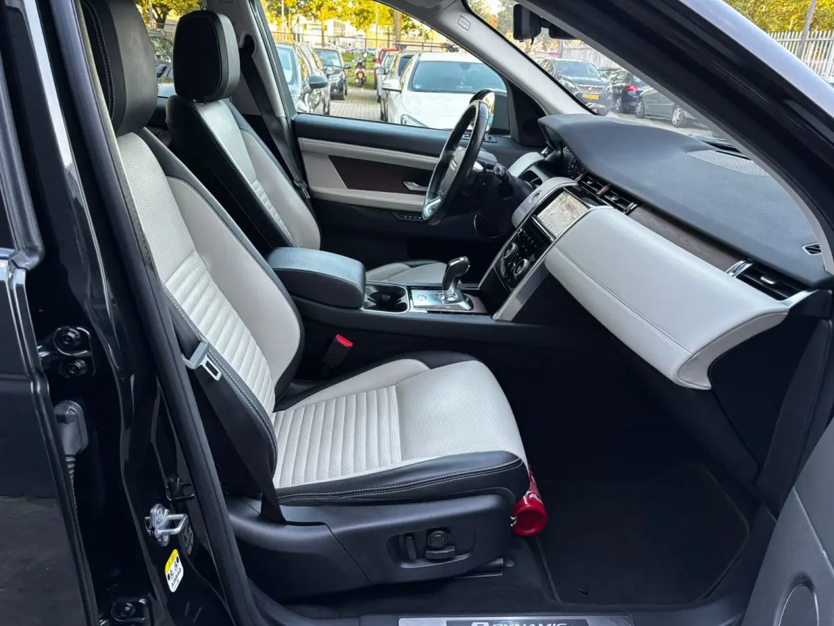 P300e 1.5 R-Dynamic HSE 56715KM|KEYLESS|LEDER|CARPLAY|STOELVER|CAMERA
