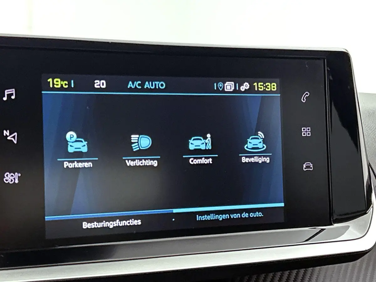 EV Style 50 kWh 136pk Automaat | 3-Fase Laden | Climate Control | Navigatie via Apple Carplay/Android Auto | Cruise Control | Parkeersensoren Achter | LED Koplampen |