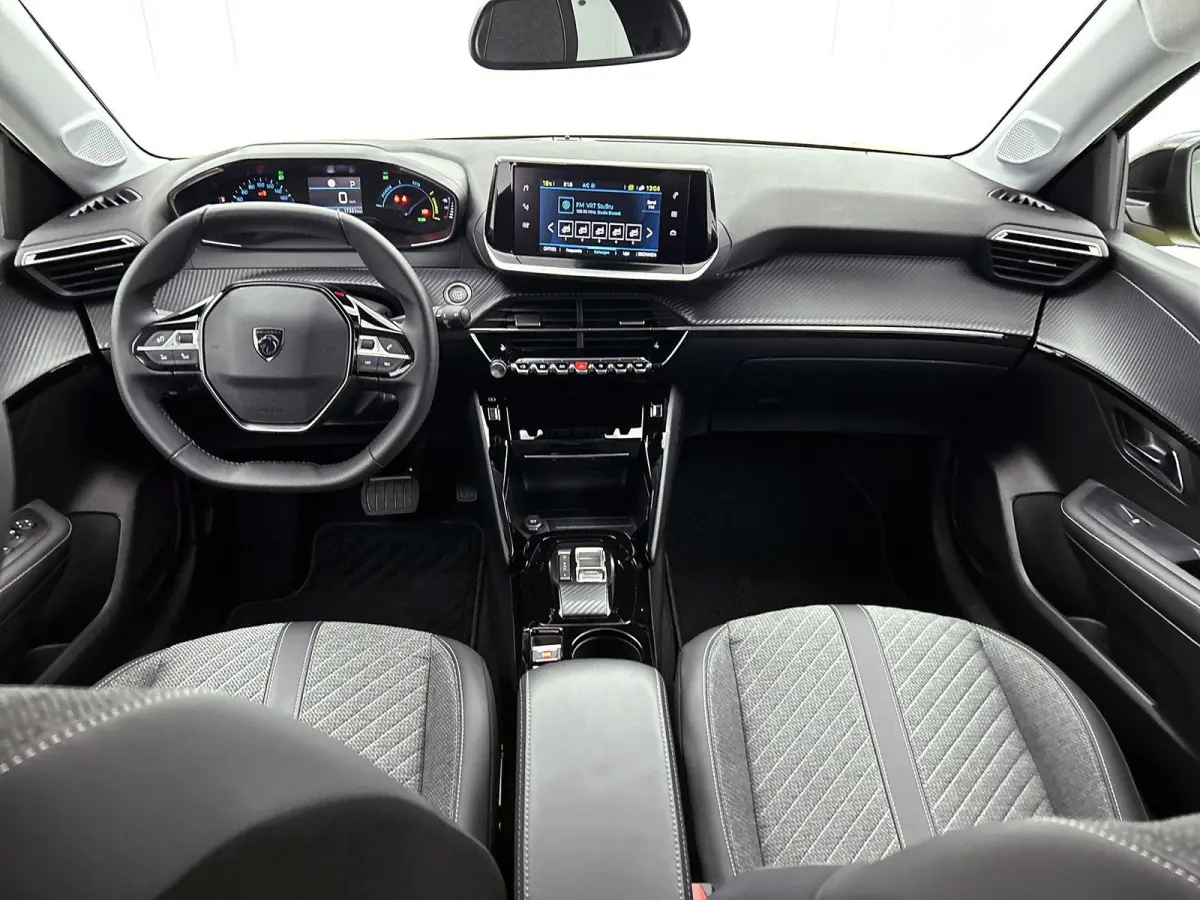 EV Style 50 kWh 136pk Automaat | 3-Fase Laden | Climate Control | Navigatie via Apple Carplay/Android Auto | Cruise Control | Parkeersensoren Achter | LED Koplampen |