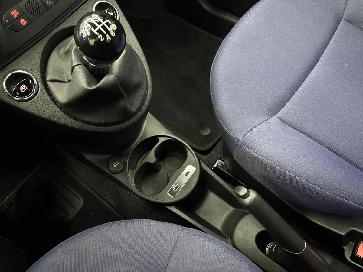1.0 Hybrid Club | Airco | Apple Carplay/Android Auto | Parkeersensoren