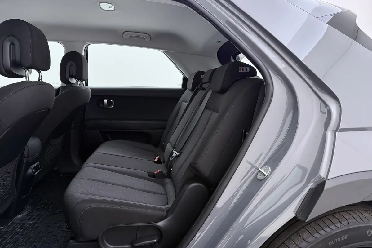 Style 58 kWh | Trekhaak | 96.5% SOH | Camera | CarPlay | Stuur-/Stoelverwarming | Climate Control |