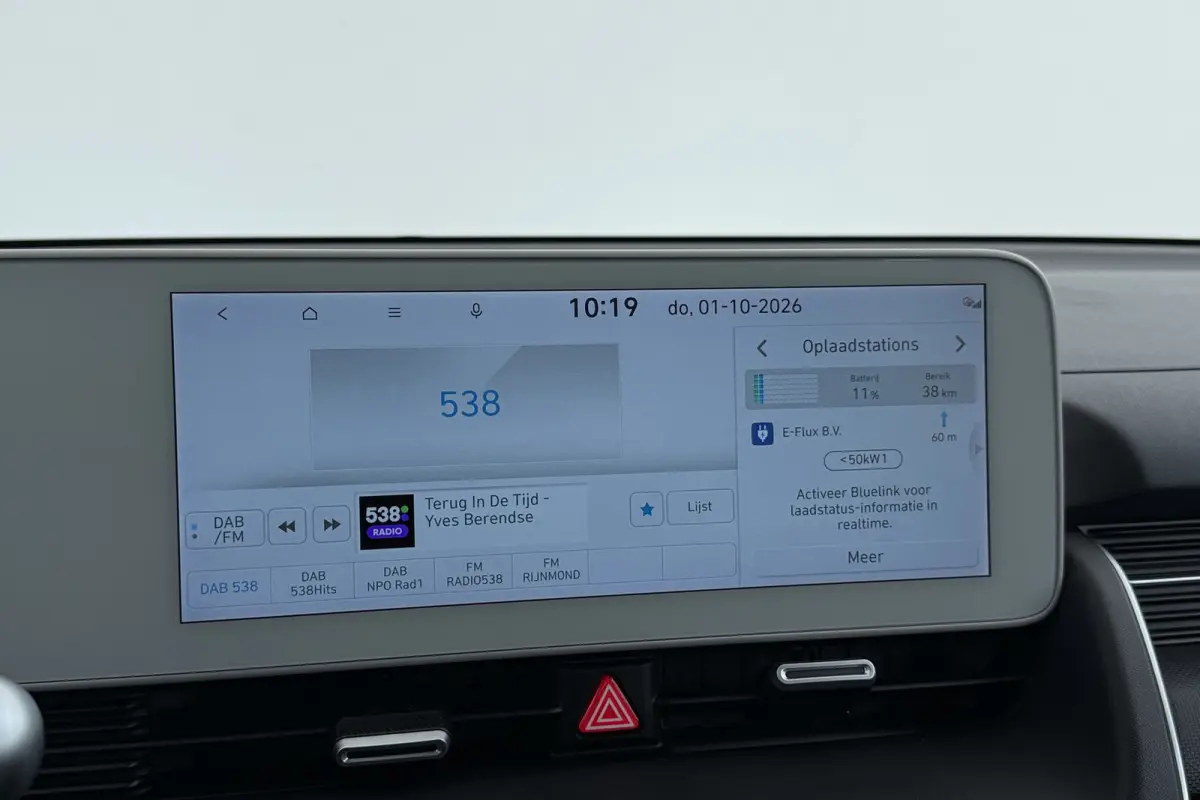 Style 58 kWh | Trekhaak | 96.5% SOH | Camera | CarPlay | Stuur-/Stoelverwarming | Climate Control |