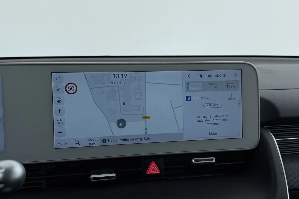 Style 58 kWh | Trekhaak | 96.5% SOH | Camera | CarPlay | Stuur-/Stoelverwarming | Climate Control |