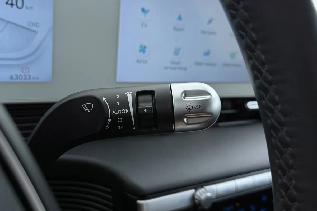 Style 58 kWh | Trekhaak | 96.5% SOH | Camera | CarPlay | Stuur-/Stoelverwarming | Climate Control |