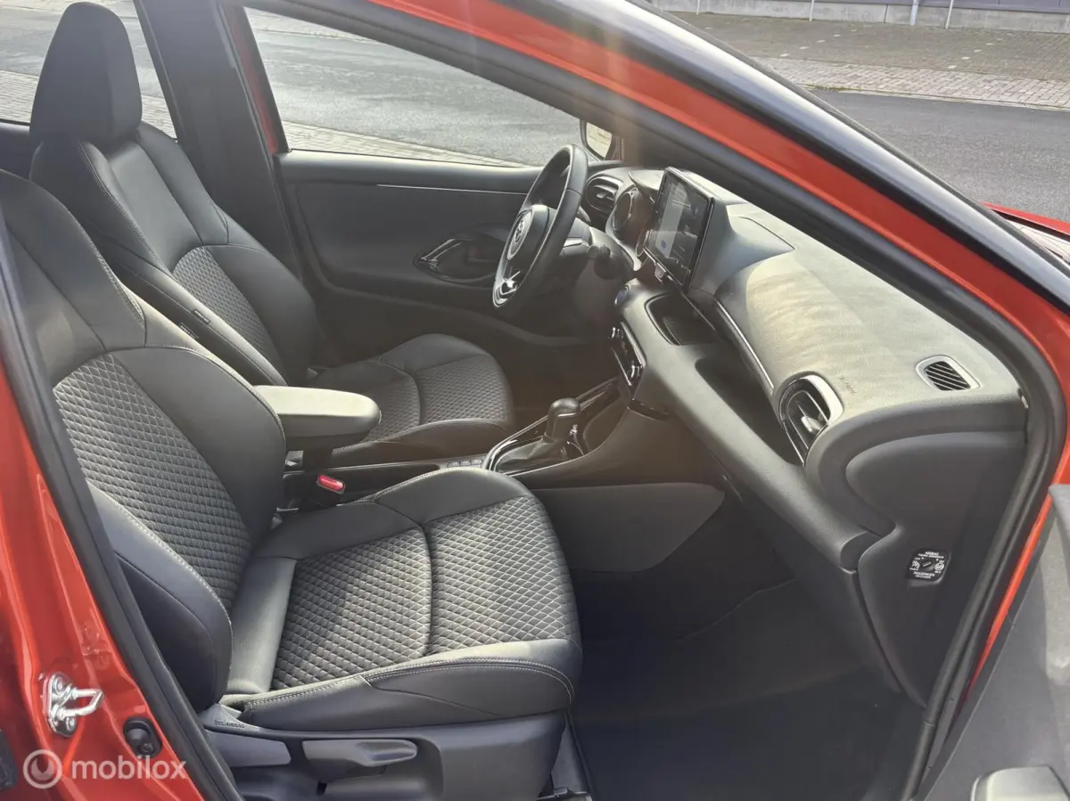 1.5 Hybrid Executive