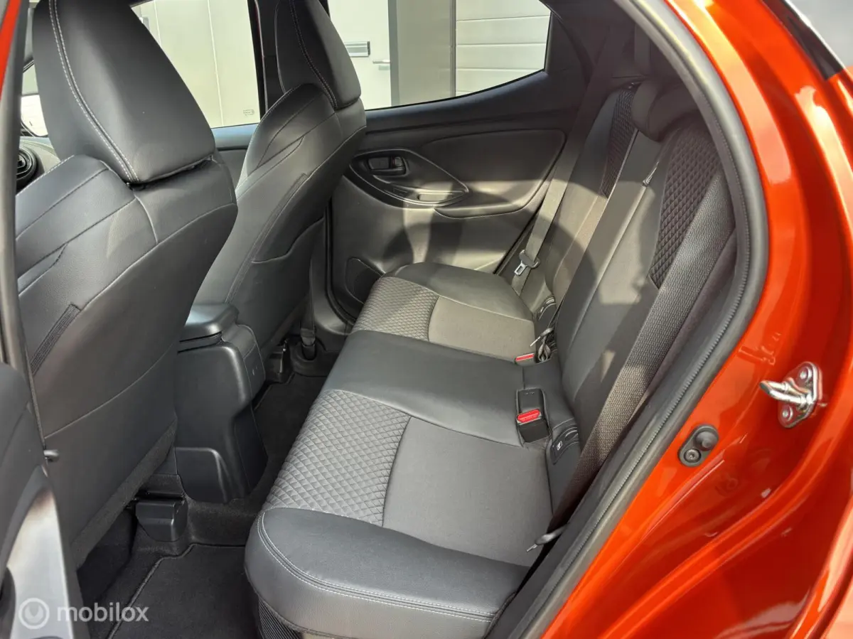 1.5 Hybrid Executive