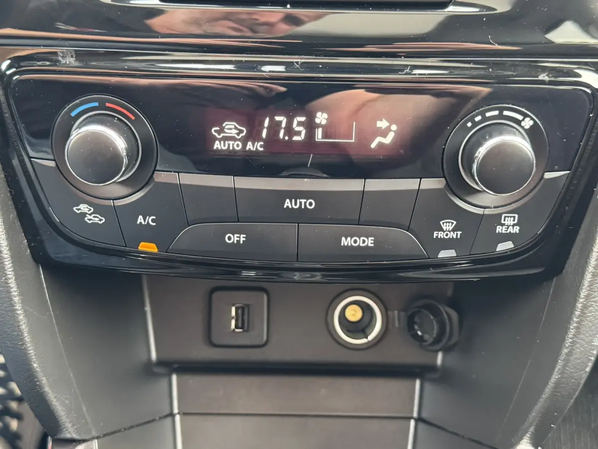 1.5 Hybrid Style Rhino Edition Automaat Pano Camera Adaptive Cruise Stoelverw