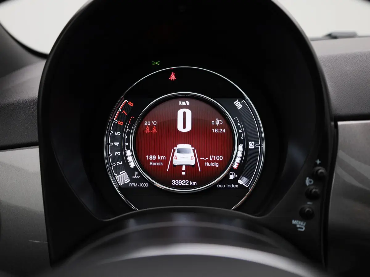 1.0 Hybrid Dolcevita | Panoramadak | Climate control | Apple Carplay/Android Auto | LMV  16" |