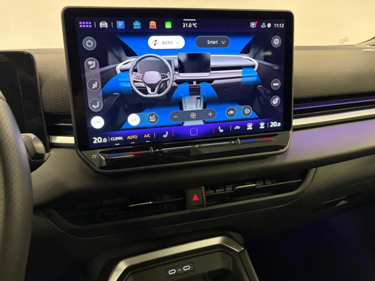1.5 eTsi R-Line First Edition*Winterpakket*Camera*IQ-Light*