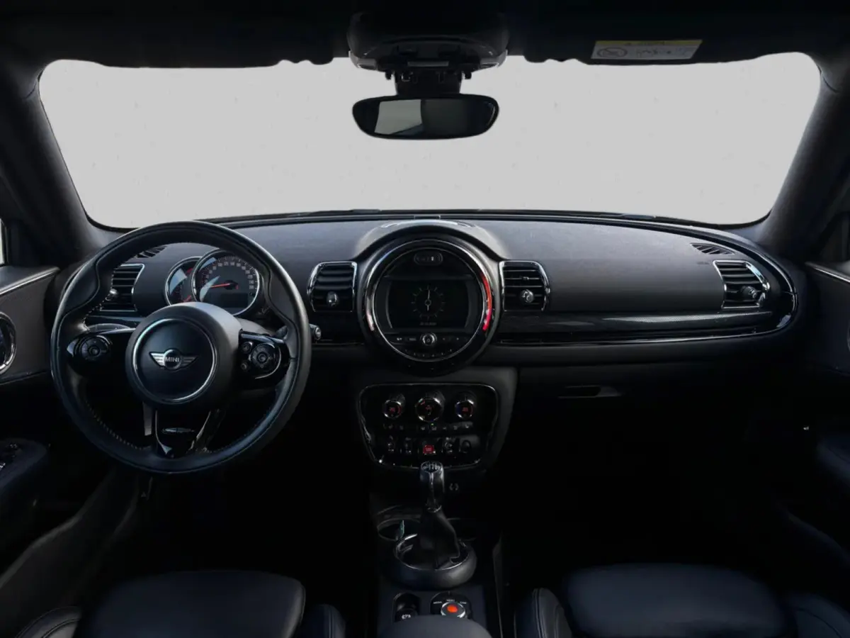 1.5 One Chili 5drs (Goed OnderH, StoelV, Carplay (optioneel), Leder, StoelV, Climate Con, Etc)