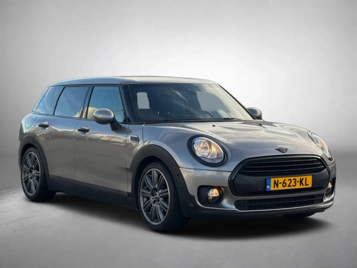1.5 One Chili 5drs (Goed OnderH, StoelV, Carplay (optioneel), Leder, StoelV, Climate Con, Etc)