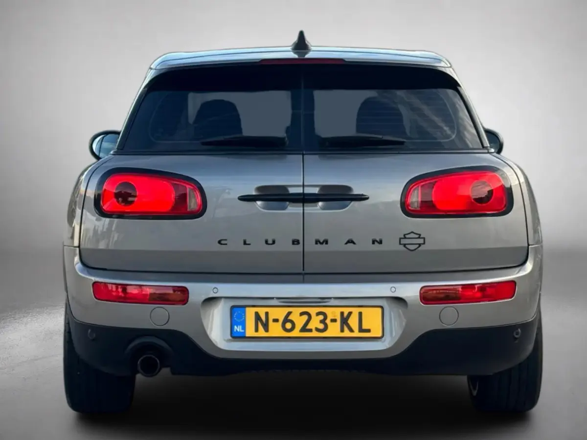 1.5 One Chili 5drs (Goed OnderH, StoelV, Carplay (optioneel), Leder, StoelV, Climate Con, Etc)