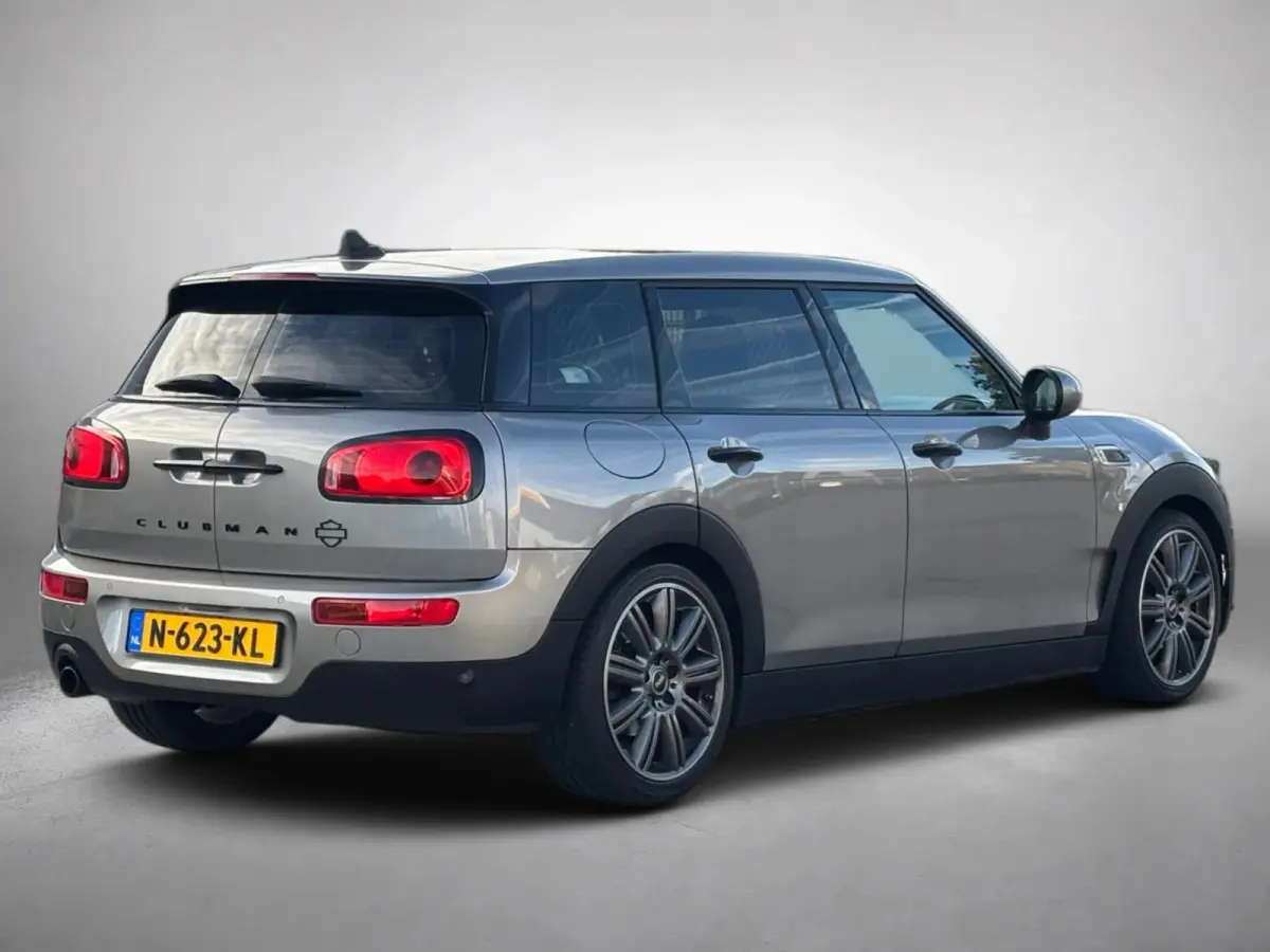 1.5 One Chili 5drs (Goed OnderH, StoelV, Carplay (optioneel), Leder, StoelV, Climate Con, Etc)