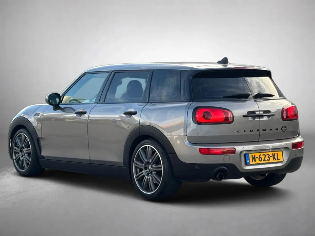 1.5 One Chili 5drs (Goed OnderH, StoelV, Carplay (optioneel), Leder, StoelV, Climate Con, Etc)