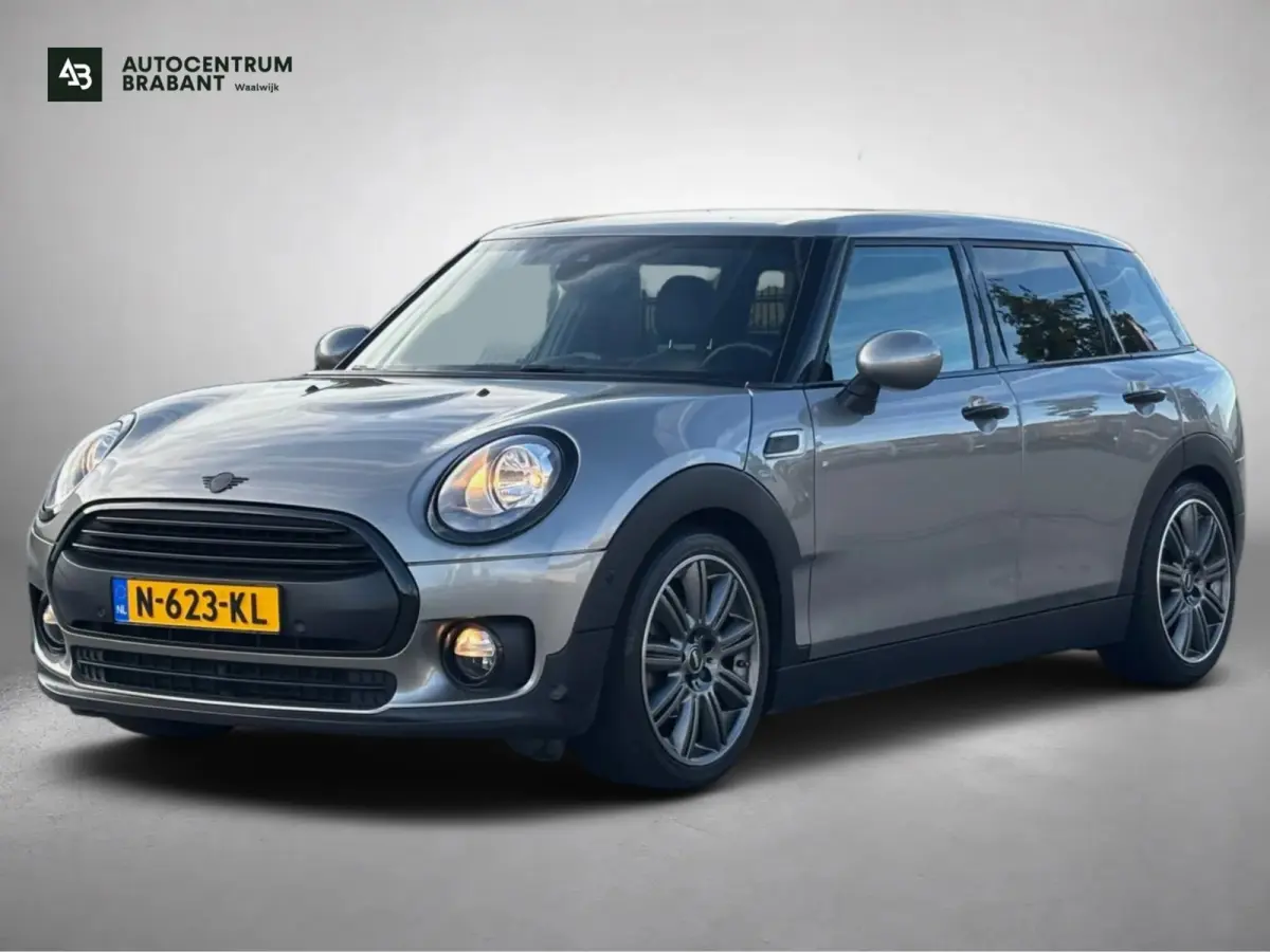 1.5 One Chili 5drs (Goed OnderH, StoelV, Carplay (optioneel), Leder, StoelV, Climate Con, Etc)
