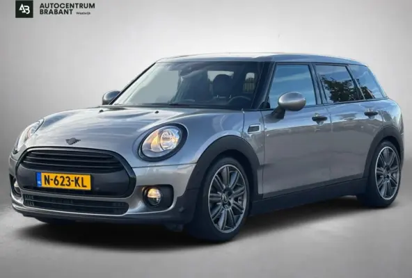 1.5 One Chili 5drs (Goed OnderH, StoelV, Carplay (optioneel), Leder, StoelV, Climate Con, Etc)