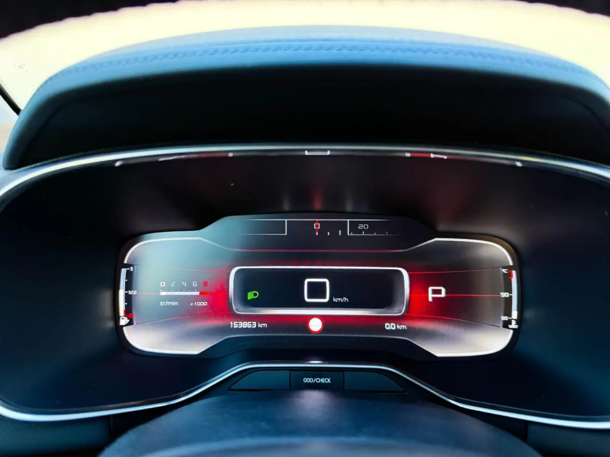 1.2 PureTech Automaat Feel | Navigatie | Adaptive cruise | Camera | Trekhaak