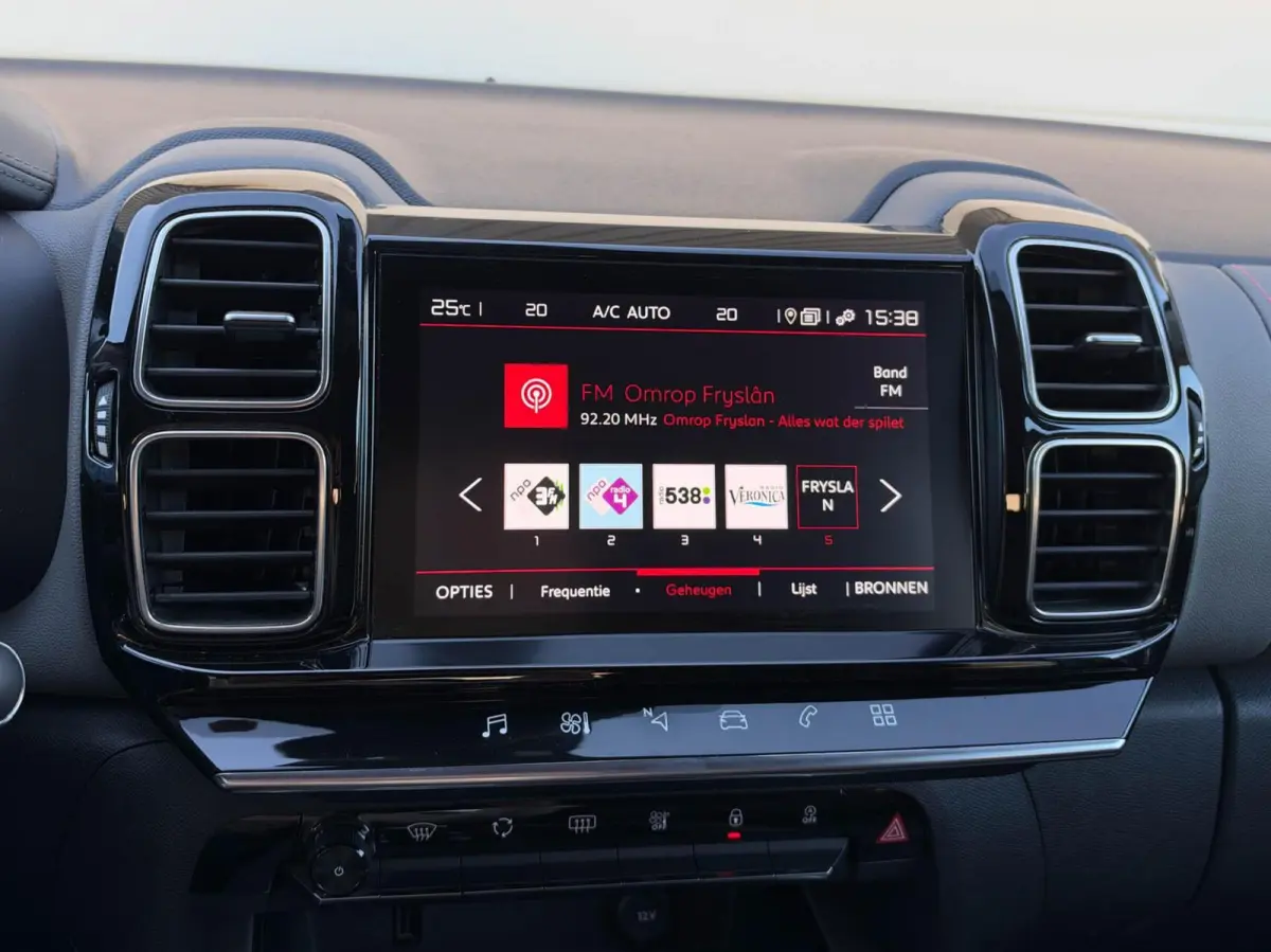 1.2 PureTech Automaat Feel | Navigatie | Adaptive cruise | Camera | Trekhaak